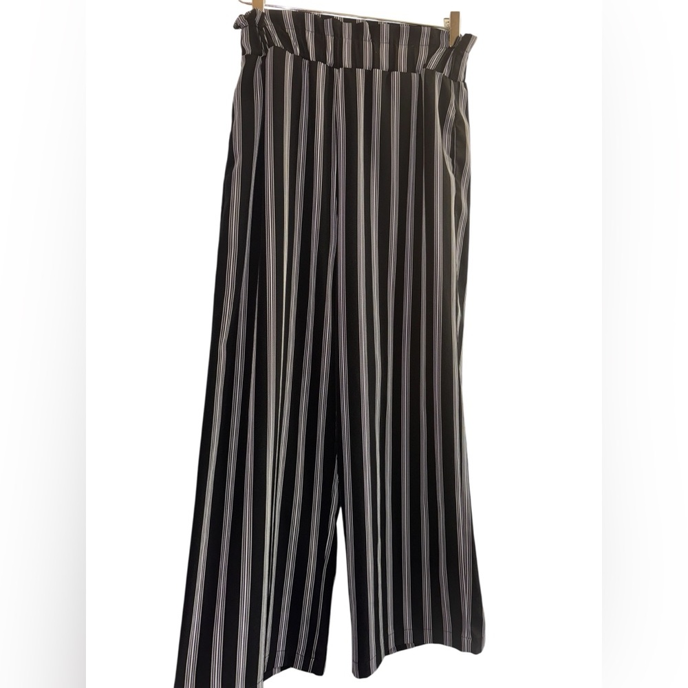 Zara Black and White Wide Leg Pants